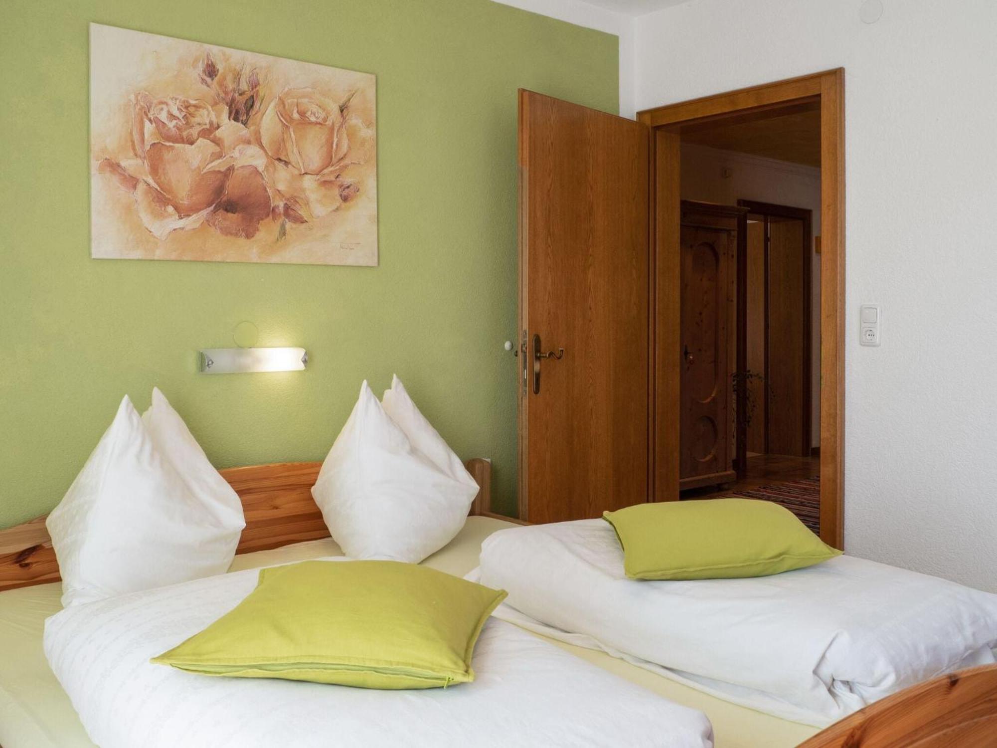 Lovely Apartment With Terrace In Fuegenberg Экстерьер фото