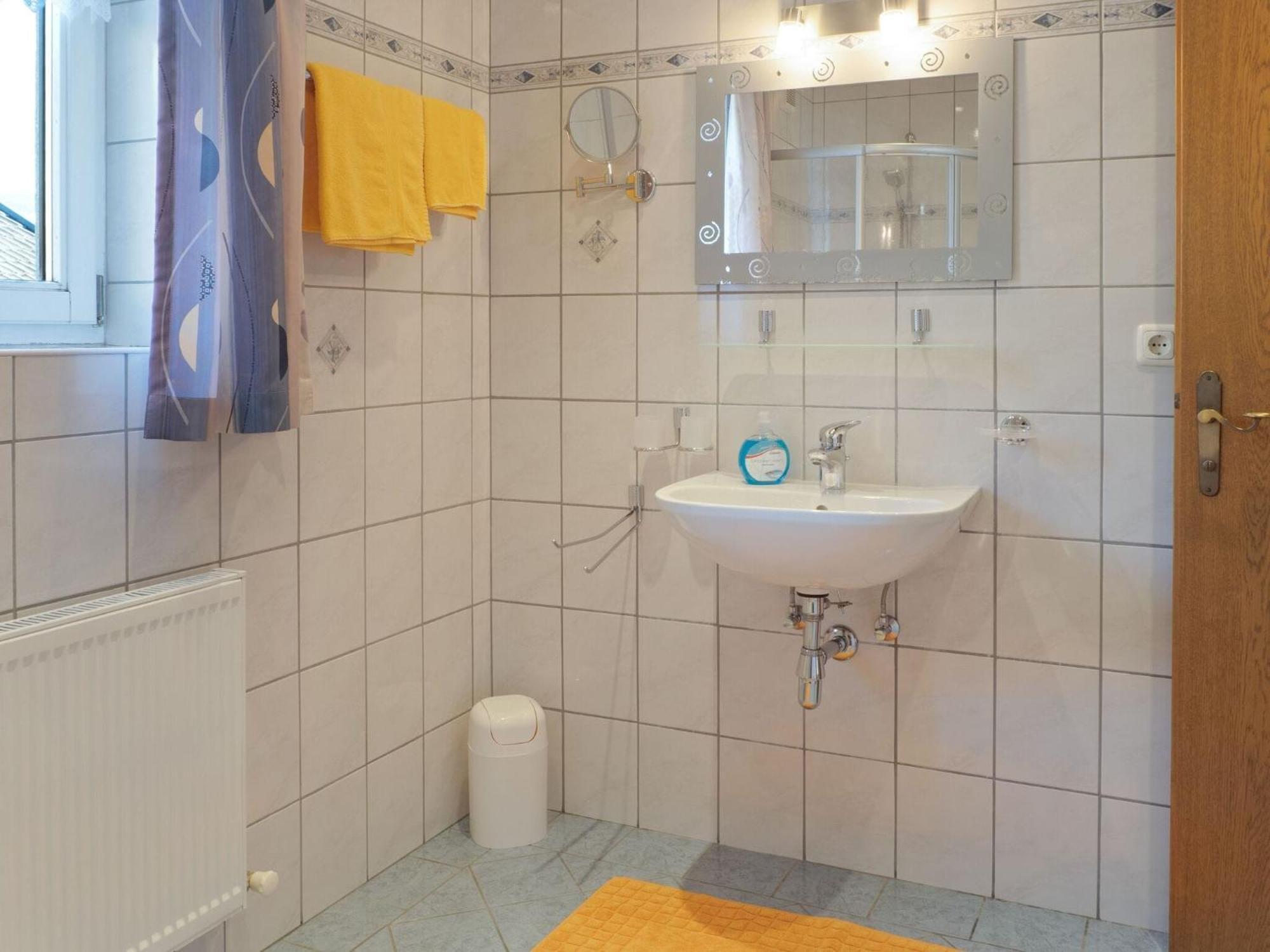 Lovely Apartment With Terrace In Fuegenberg Экстерьер фото